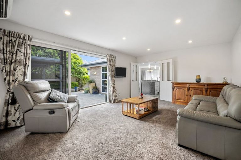 Photo of property in 33 Parklea Avenue, Halswell, Christchurch, 8025