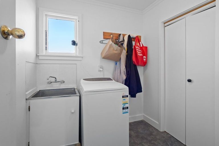 Photo of property in 75 Mcmurdo Street, Tinwald, Ashburton, 7700
