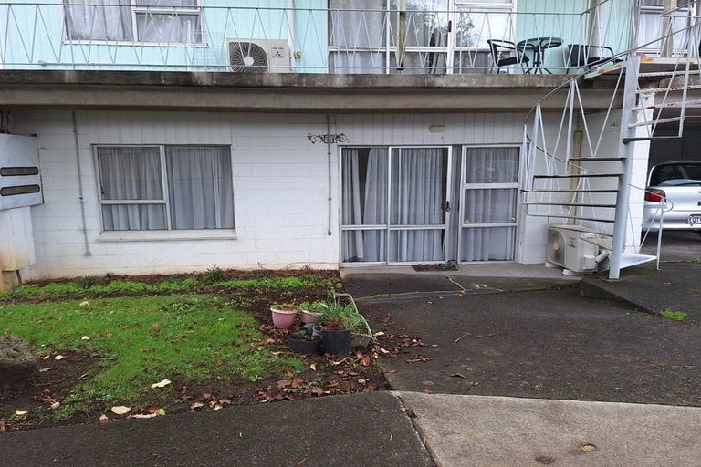 Photo of property in 1/57a Wallace Road, Papatoetoe, Auckland, 2025