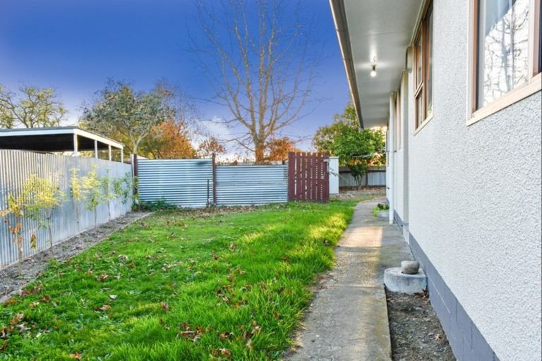 Photo of property in 33 Caernarvon Drive, Flaxmere, Hastings, 4120