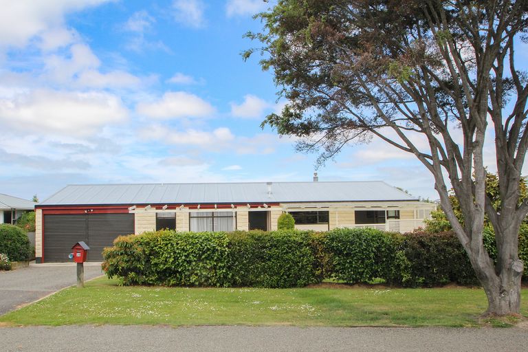 Photo of property in 28 Charles Street, Weston, Oamaru, 9401
