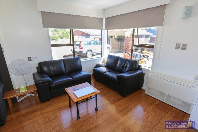 Photo of property in 58 Greendale Avenue, Avonhead, Christchurch, 8042
