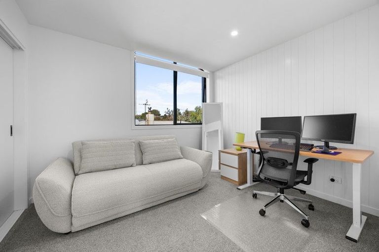 Photo of property in 5/47 Taipari Road, Te Atatu Peninsula, Auckland, 0610