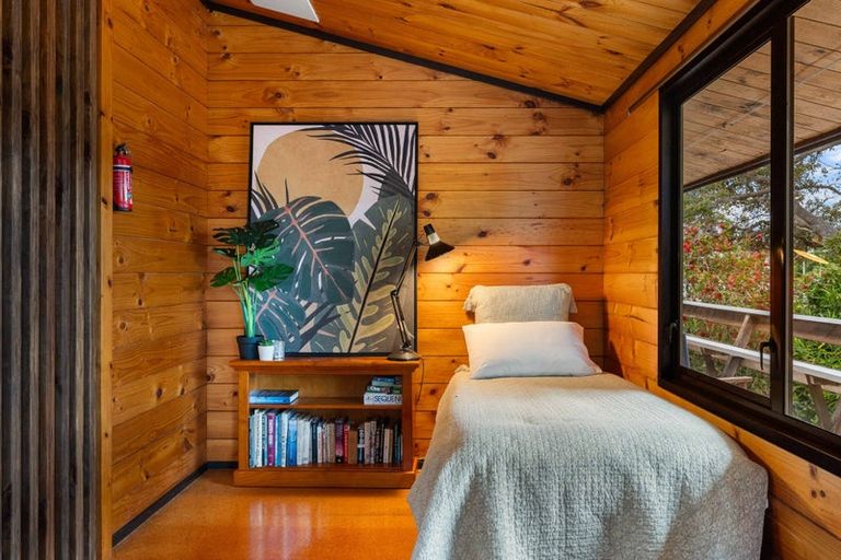 Photo of property in 33 Dunlop Drive, Pauanui, Hikuai, 3579