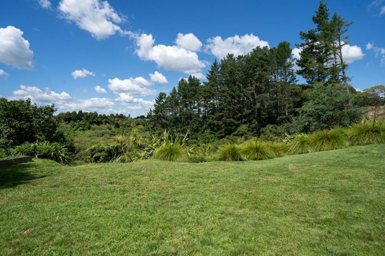 Photo of property in 36 Silverwood Lane, Leamington, Cambridge, 3495