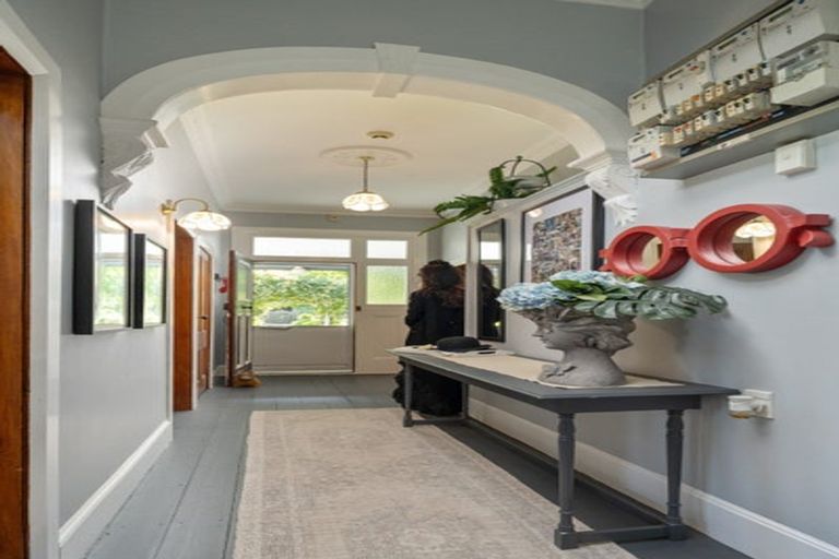 Photo of property in 30 Main Road, Havelock, 7100