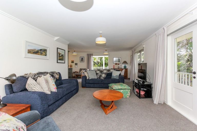 Photo of property in 11 Onaero Beach Road, Onaero, Waitara, 4383