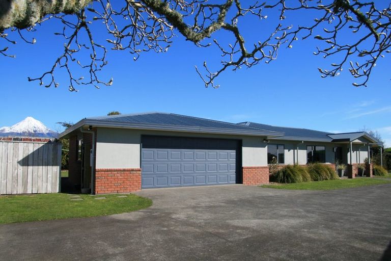 Photo of property in 1758 Mountain Road, Inglewood, 4386