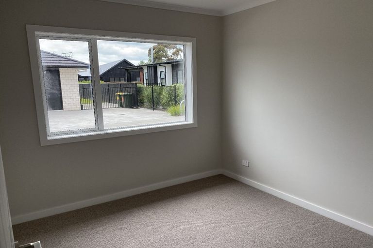 Photo of property in 2 Grove Lane, Omokoroa, 3114