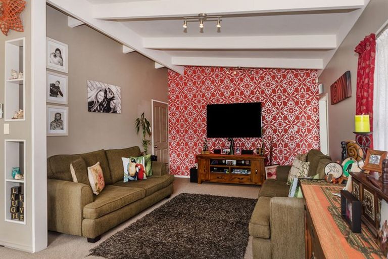 Photo of property in 27 Magnolia Avenue, Opaheke, Papakura, 2113