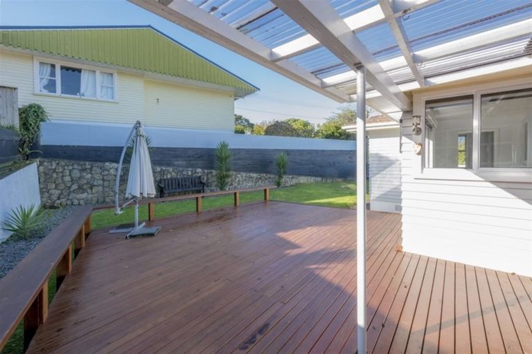 Photo of property in 1 Argyle Avenue, Levin, 5510