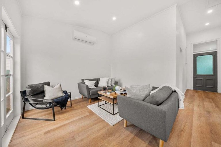 Photo of property in 1 Mckenna Street, Masterton, 5810