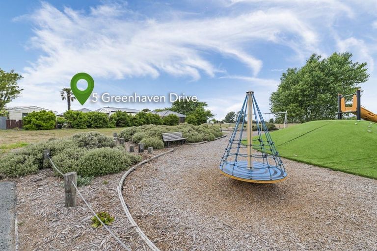 Photo of property in 5 Greenhaven Drive, Burwood, Christchurch, 8083
