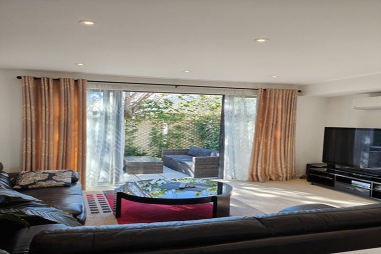 Photo of property in 4/445 Hibiscus Coast Highway, Orewa, 0931