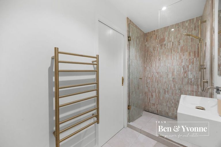 Photo of property in 50c Camp Road, Mount Wellington, Auckland, 1062