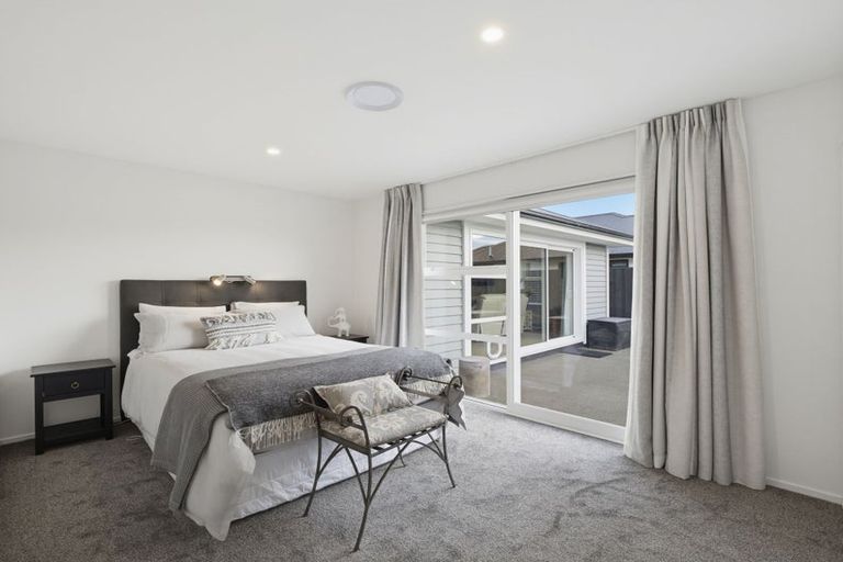 Photo of property in 9 Cam Mill Place, Rangiora, 7400