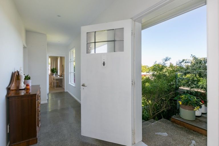 Photo of property in 6 Aotea Crescent, Havelock North, 4130