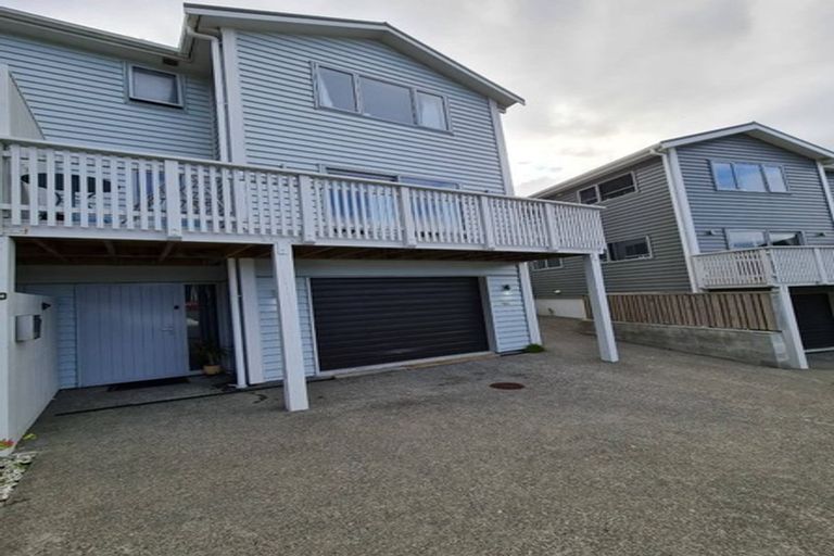 Photo of property in 18a Rarangi Way, Owhiro Bay, Wellington, 6023
