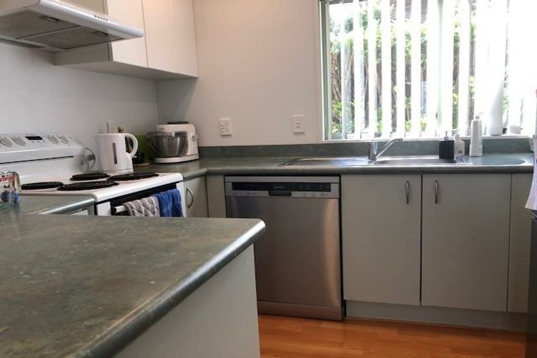 Photo of property in 7/193 Eskdale Road, Birkenhead, Auckland, 0626