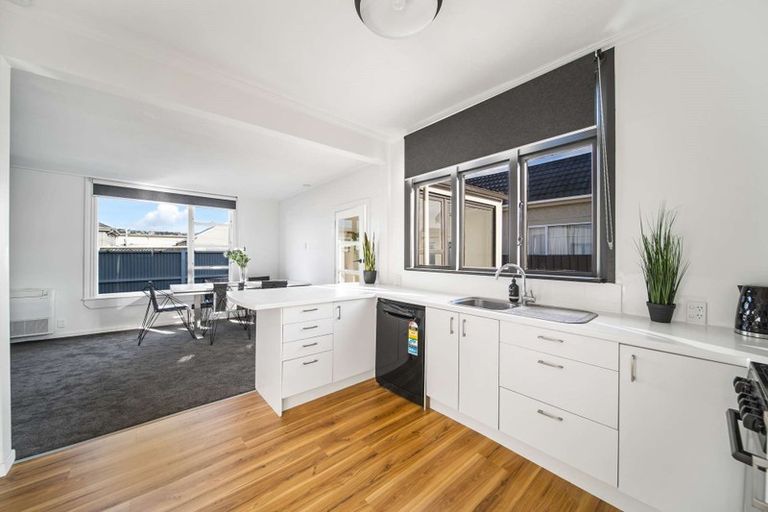 Photo of property in 64 Oxford Street, South Dunedin, Dunedin, 9012