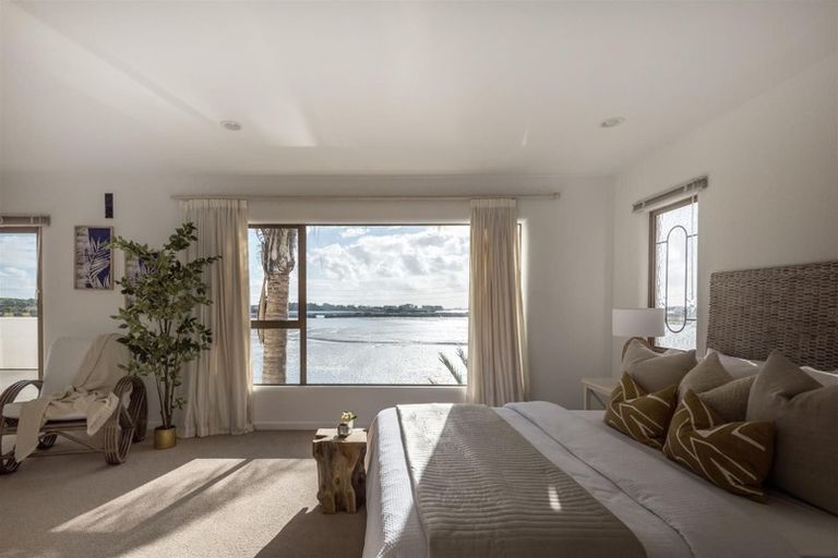 Photo of property in 6 Shepherds Road, Papakura, 2110