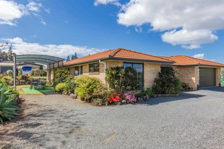 Photo of property in 8 Edkins Road, Kerikeri, 0230