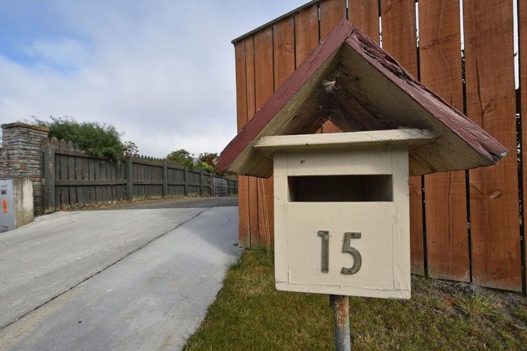 Photo of property in 15 Burns Street, Kew, Invercargill, 9812