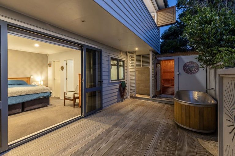 Photo of property in 11a Rosetta Road, Raumati South, Paraparaumu, 5032