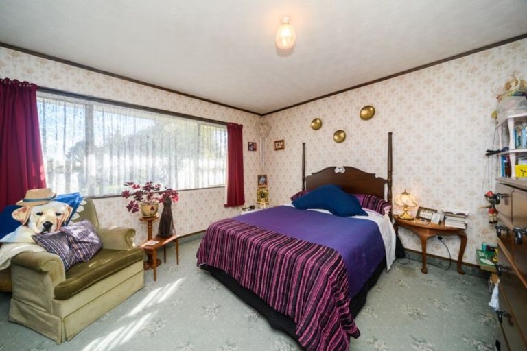 Photo of property in 32 Cecil Place, Cloverlea, Palmerston North, 4412