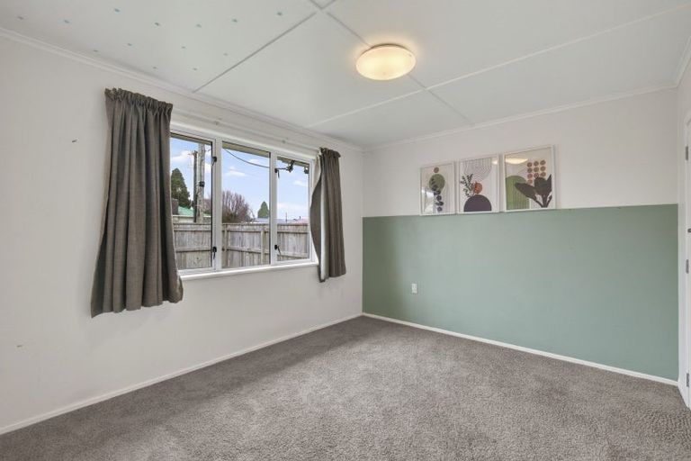 Photo of property in 7 Victor Street, Hurdon, New Plymouth, 4310