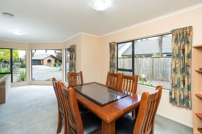 Photo of property in 15 Fendalton Drive, Rototuna, Hamilton, 3210