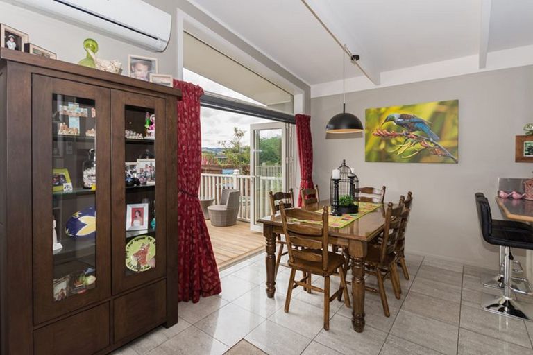 Photo of property in 27 Magnolia Avenue, Opaheke, Papakura, 2113