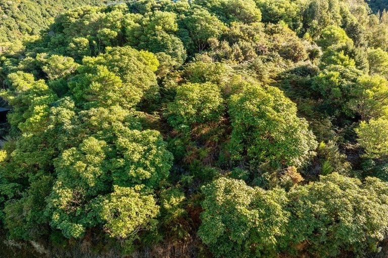 Photo of property in 37 Marina Drive, Waikawa, Picton, 7220