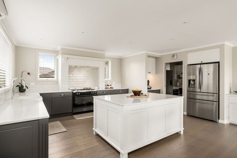 Photo of property in 83 Penetaka Heights, Pyes Pa, Tauranga, 3112