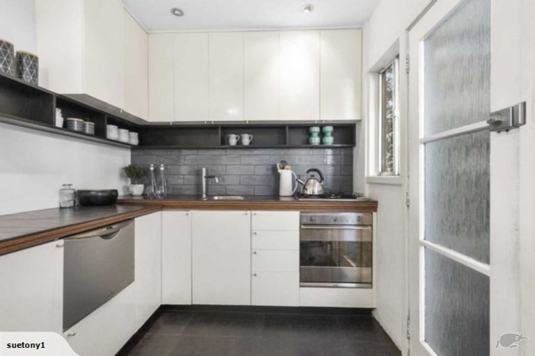 Photo of property in 4/10 George Street, Mount Eden, Auckland, 1024