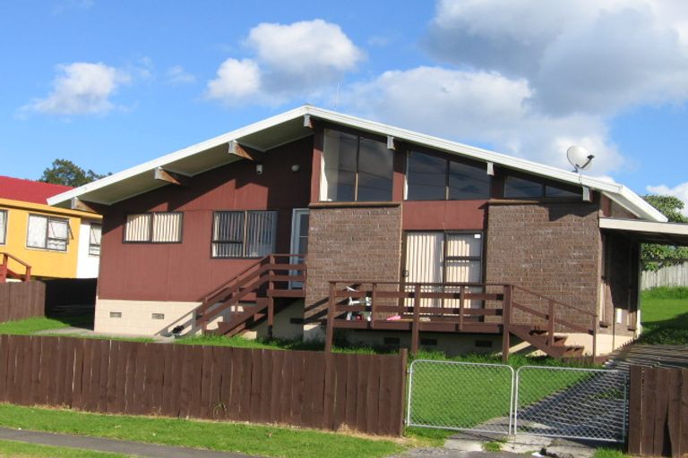 Photo of property in 50 Darnell Crescent, Clover Park, Auckland, 2019