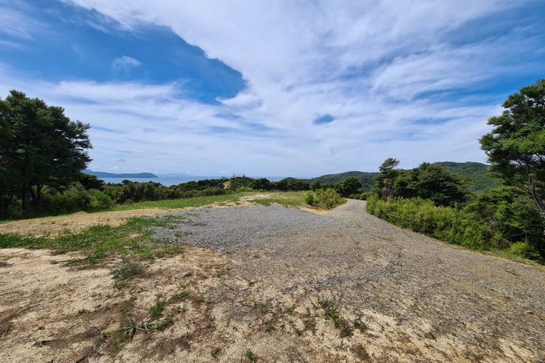 Photo of property in 890 Tuateawa Road, Waikawau, Coromandel, 3584