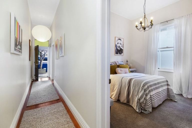 Photo of property in 217 Rintoul Street, Berhampore, Wellington, 6023