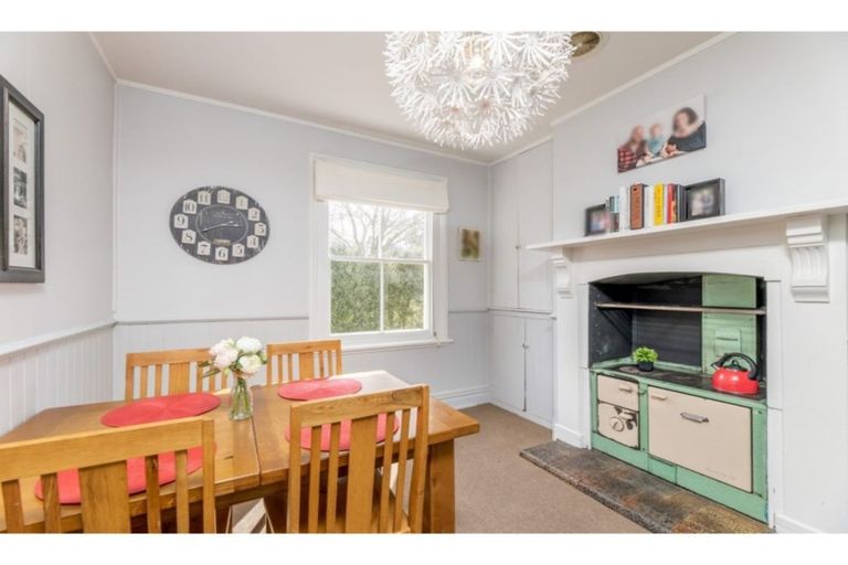 Photo of property in 203 Whitecliffs Road, Whitecliffs, Coalgate, 7673