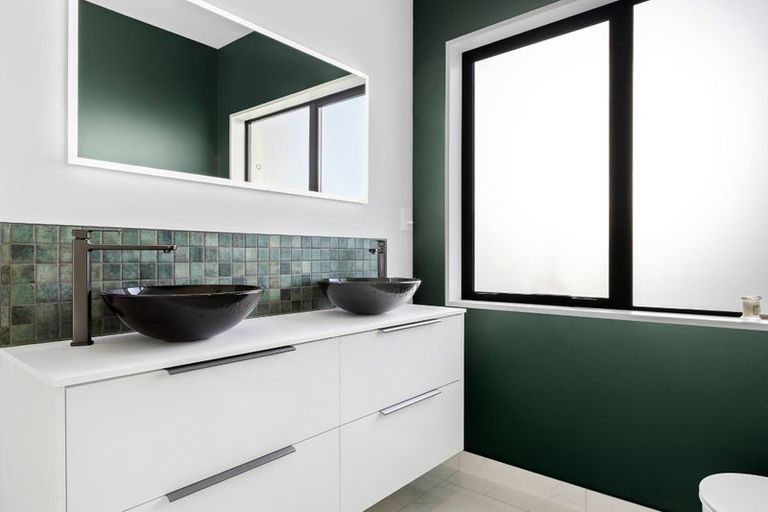 Photo of property in 62 Skibbereen Drive, Halswell, 8025