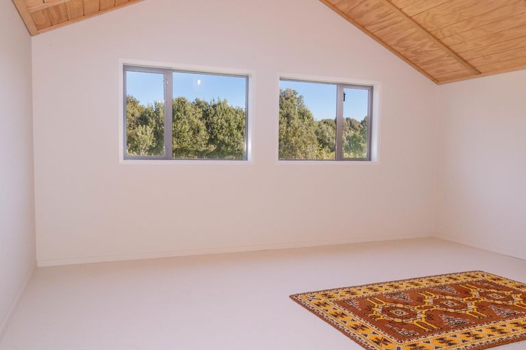 Photo of property in 5 Ian Place, Waihi Beach, 3611