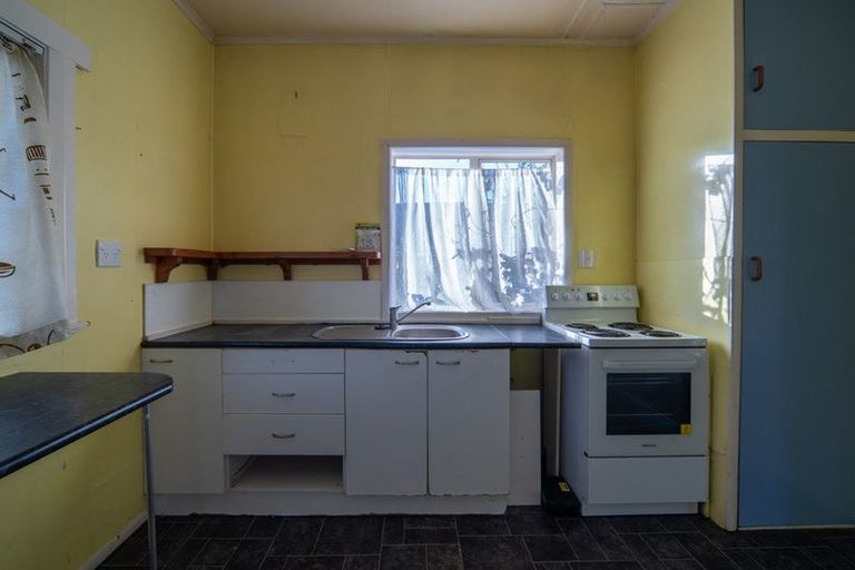 Photo of property in 8 Verel Street, Fairfield, Hamilton, 3214