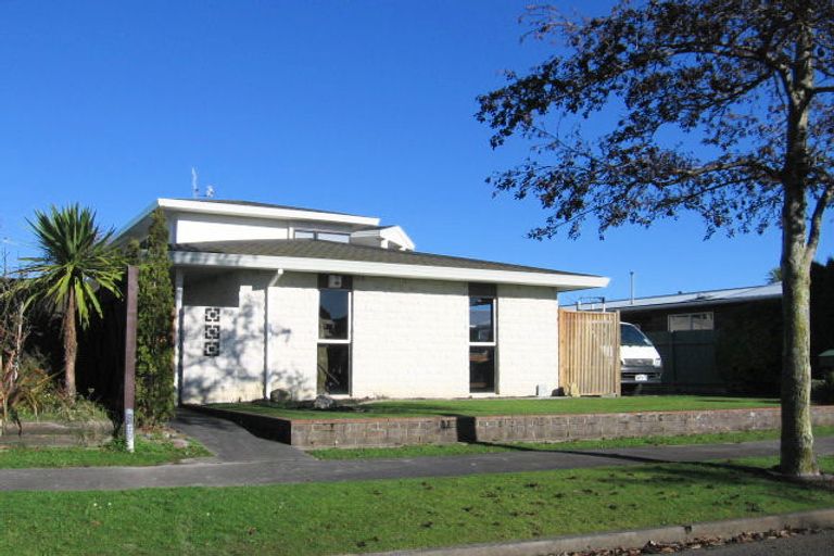 Photo of property in 41 Moyne Avenue, Milson, Palmerston North, 4414