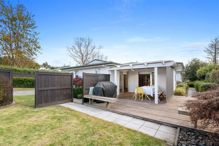 Photo of property in 4 Carter Drive, Pomare, Rotorua, 3015