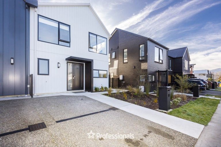 Photo of property in 31 Doug Jensen Street, Wallaceville, Upper Hutt, 5018