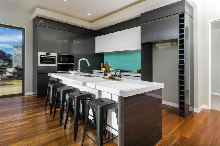 Photo of property in 7 Kano Way, Hobsonville, Auckland, 0616