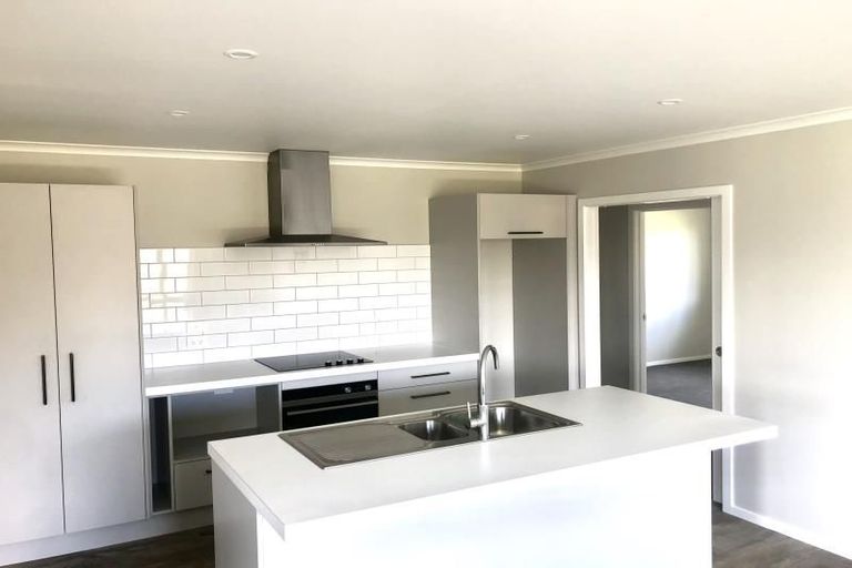 Photo of property in 34 Ladeira Place, Fitzroy, Hamilton, 3206