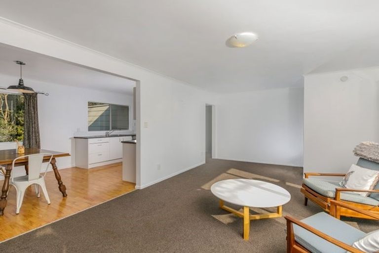 Photo of property in 9 Blacks Road, Greenhithe, Auckland, 0632