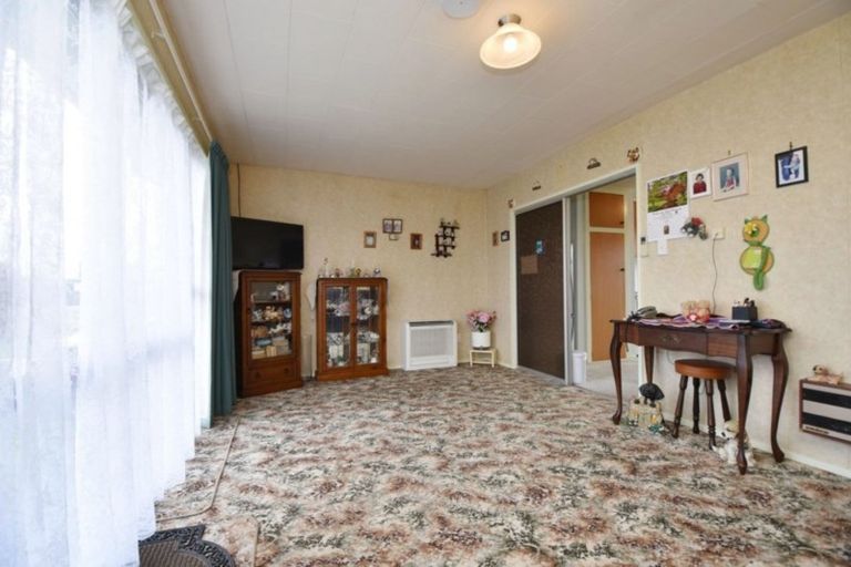 Photo of property in 6 Christina Street, Strathern, Invercargill, 9812