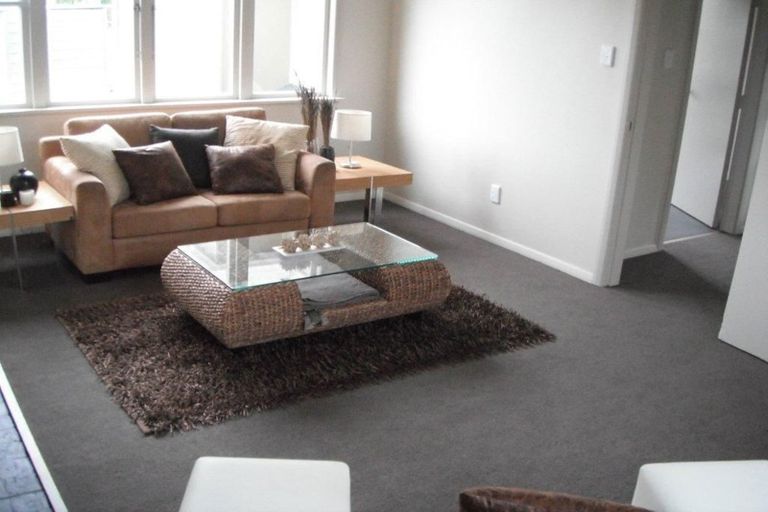 Photo of property in 87 Oxford Terrace, Epuni, Lower Hutt, 5011